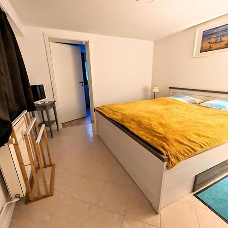 Ferienwohnung Lena In Schwerin- Wickendorf Schwerin  Exterior foto